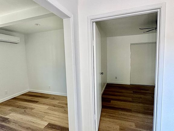 4th image of 151 W 52nd St #153