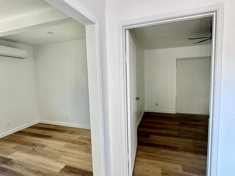 151 W 52nd St #153 — Photo 4