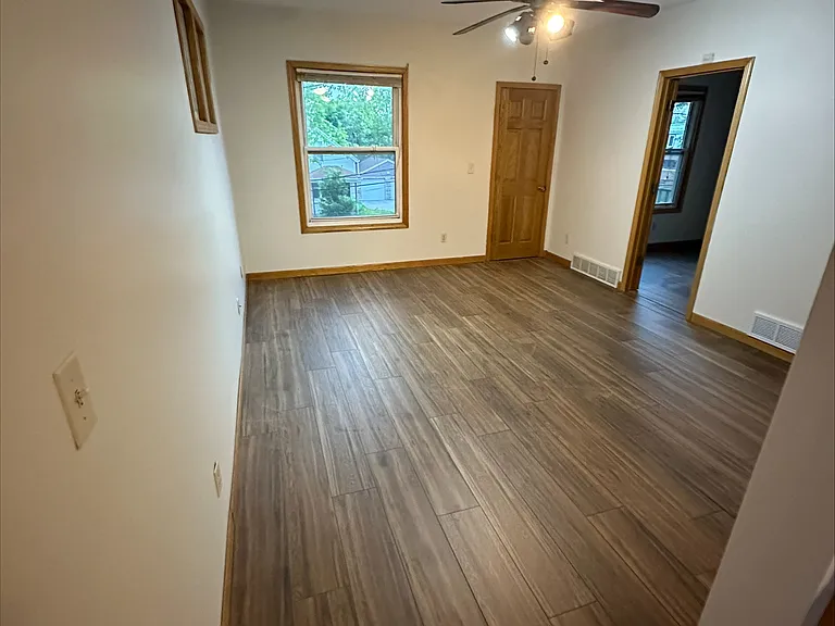 2622 N Newhall St #A — Photo 6