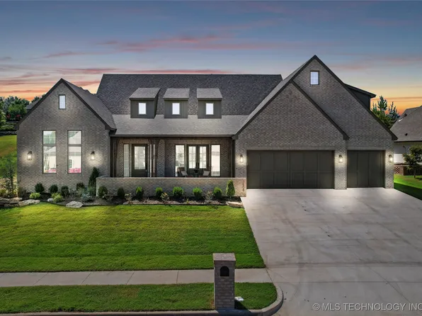 7508 S 5th St, Broken Arrow, OK 74011