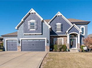 216 SW Ansel Adams Dr, Lees Summit, MO 64081