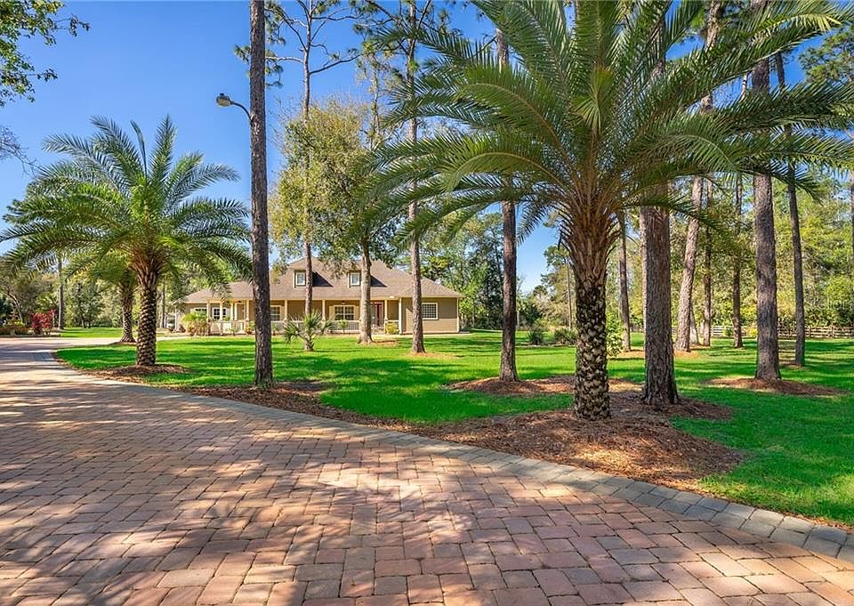 1st image of 2395 Pine Meadows Pl