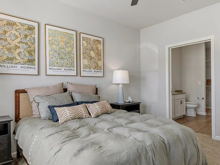 Whispering Pointe Apartments — Photo 60