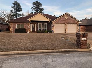 208 Ithaca Dr, Longview, TX 75604