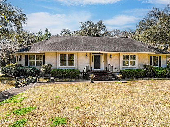 4th image of 123 Spanish Point Drive