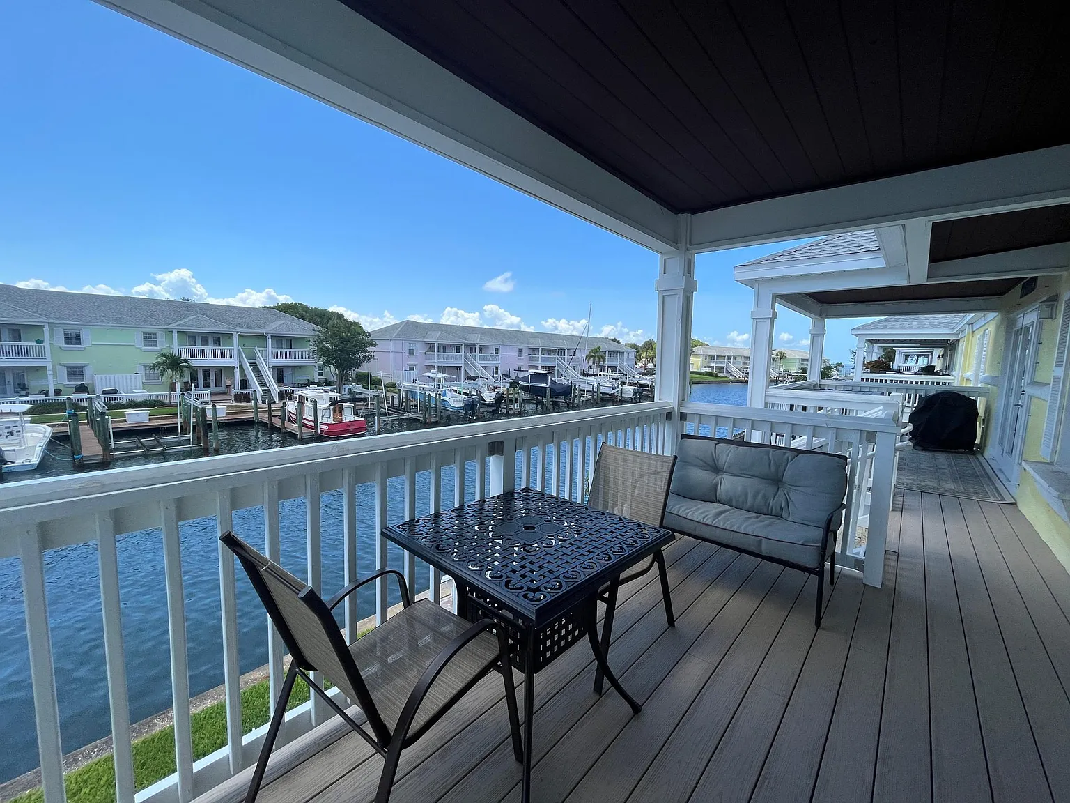 5132 Beach Dr SE — Photo 2