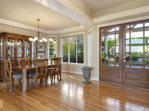4th image of 3022 Magnolia Ln