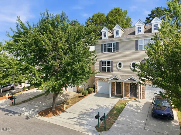 2180 Persimmon Ridge Dr, Raleigh, NC 27604