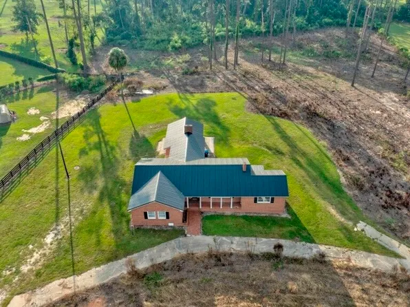 407 Westgreen Rd, Douglas, GA 31533