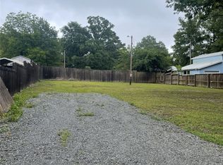 168 Kiamichi Rd, Eufaula, OK 74432