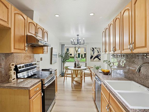 3rd image of 9005 Alcosta Blvd APT 215