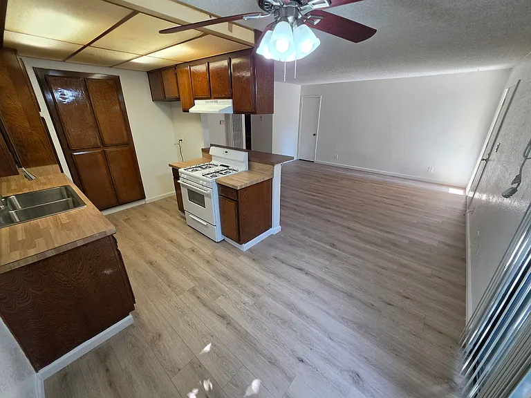 3680 Howard Ave #98 — Photo 34