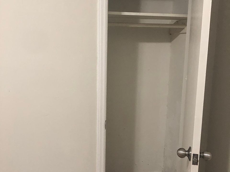 2nd image of 2109 Jennings St