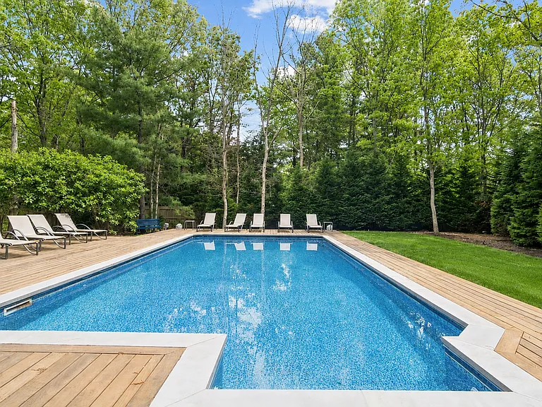 21 Fernwood Dr — Photo 27