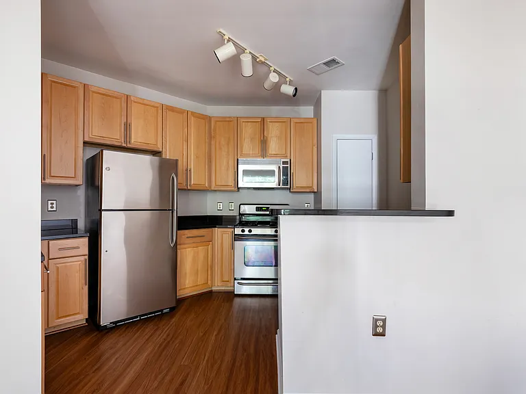 1201 E West Hwy #330 — Photo 10