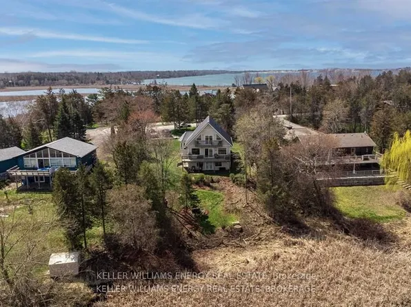 96 Island Rd, Picton, ON K0K 2T0