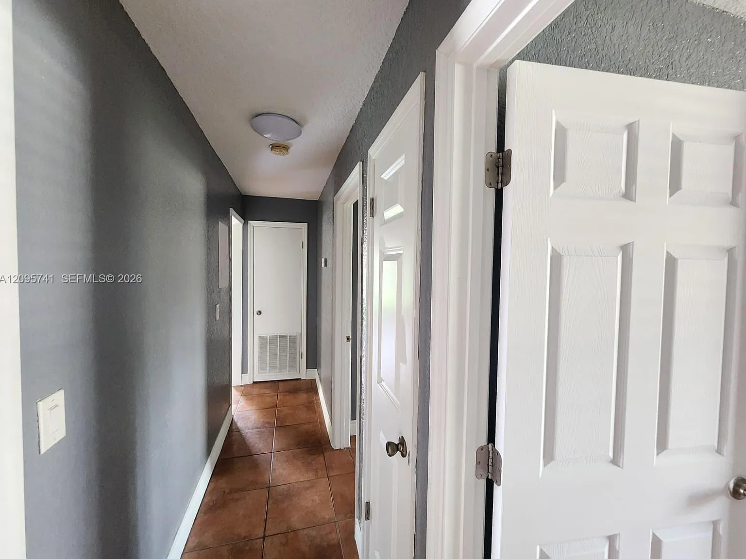Carrington Park A Condo — Photo 4