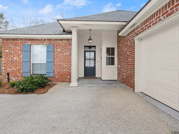 315 Lake Worth Dr, Baton Rouge, LA 70810