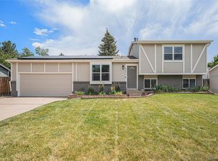 5696 S Robb St, Littleton, CO 80127