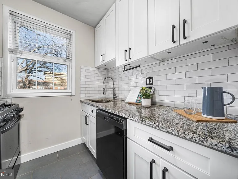 201 N Trenton St #1 — Photo 10