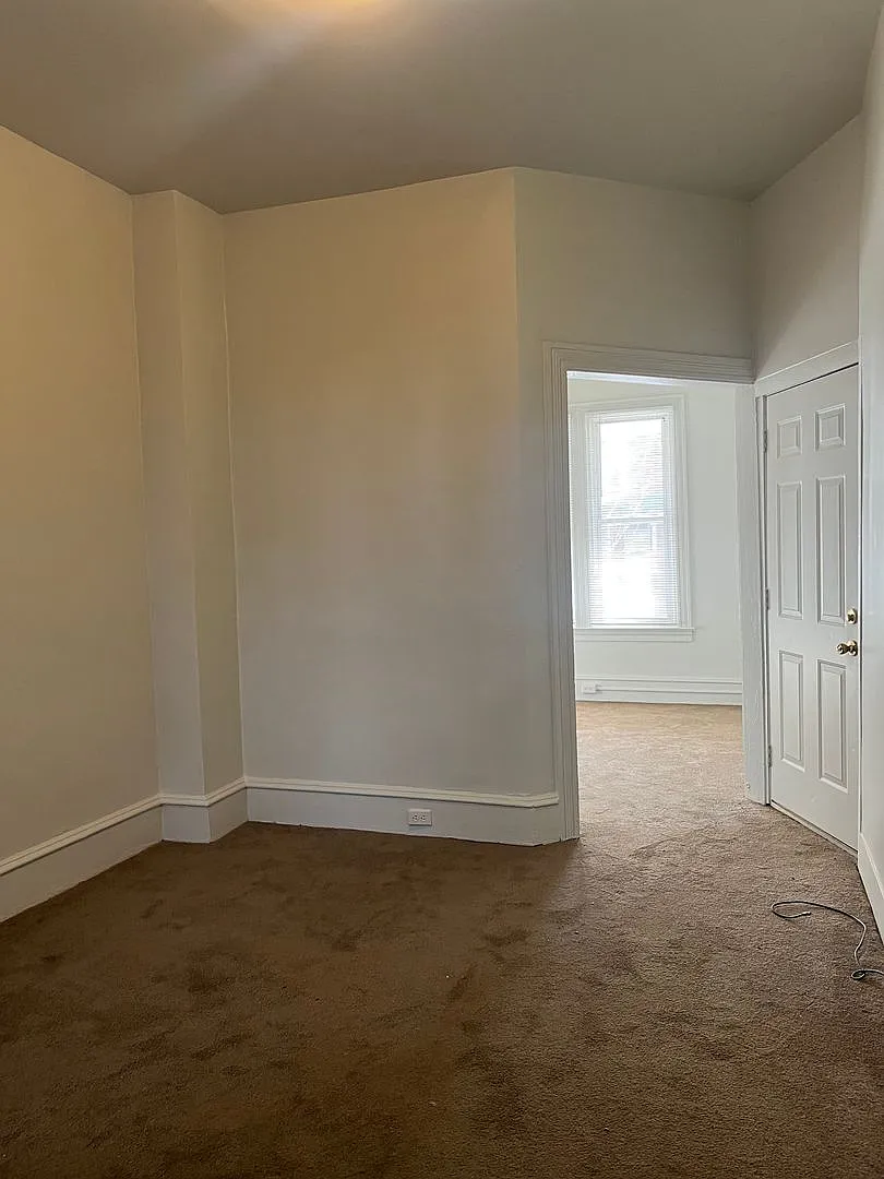 313 W Lemon St. — Photo 4
