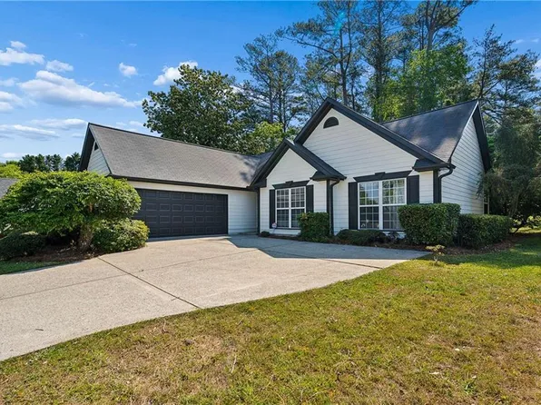 2765 Avalon Meadows Ln, Lawrenceville, GA 30044