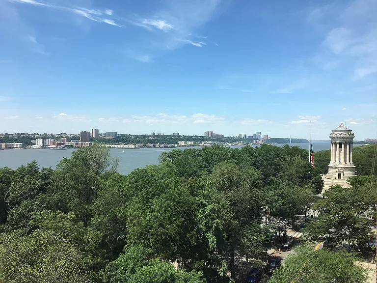 140 Riverside Dr #8H — Photo 12