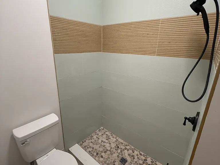 531 Smith St #201 — Photo 8