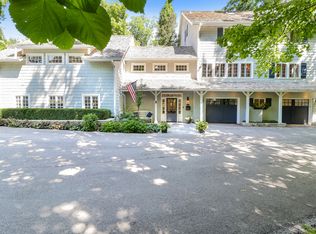 430 Washington Rd, Lake Forest, IL 60045