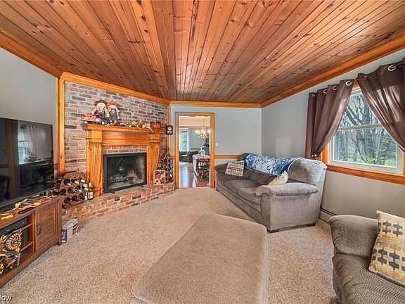 2nd image of 13186 Aldenshire Dr