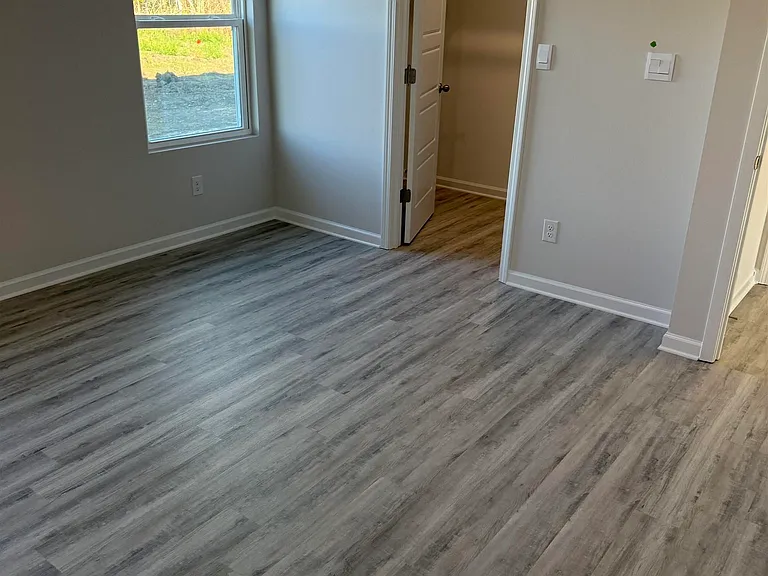 1045 Renova Dr — Photo 7