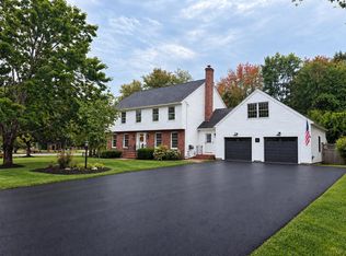 3 Mast Rd, Scarborough, ME 04074