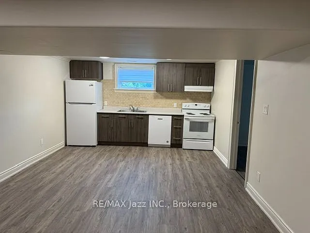 2 bed, $2,000 — Photo 2