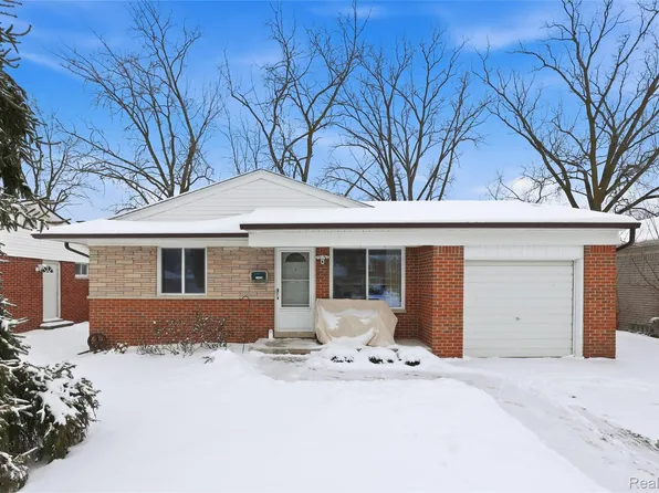 14241 Nadine Ave, Oak Park, MI 48237