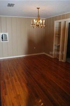 4th image of 220 N Boyd St