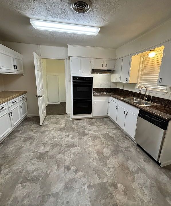 2nd image of 214 Kenway St