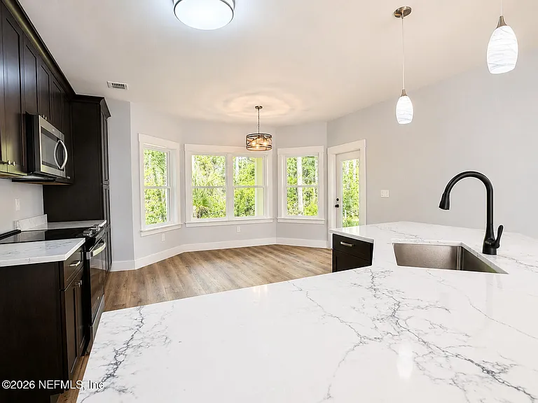 971 Irma Way — Photo 10