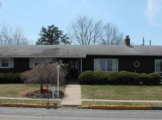 110 School St, Pine Grove, PA 17963