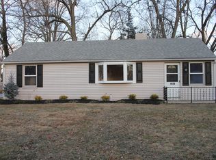 1036 Thrush Ln, Audubon, PA