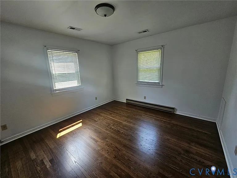 519 Smith Dr — Photo 10