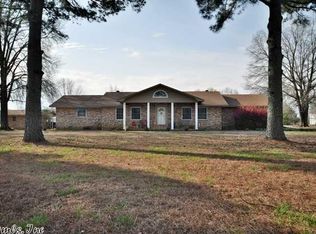 4693 Dave Ward Dr, Conway, AR 72034