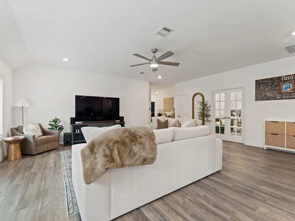 11251 Stirton Dr, Tomball, TX 77375