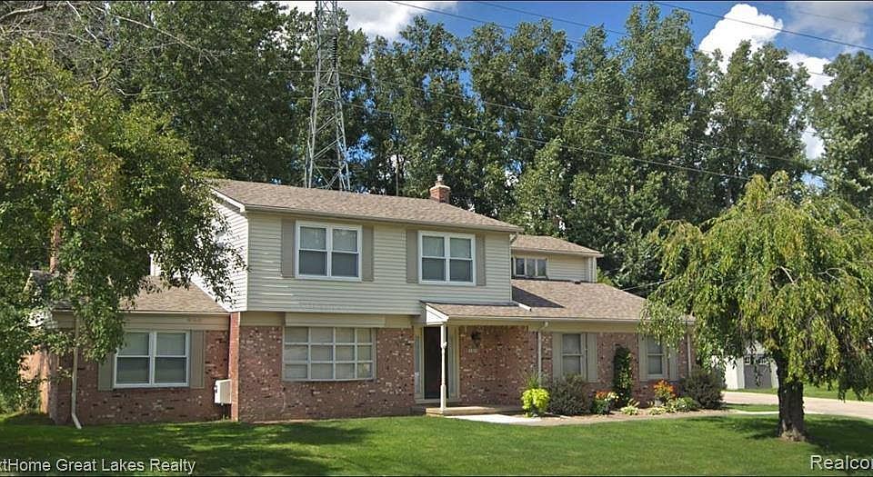 1st image of 53215 Scenic Dr