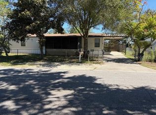 28 Uncle Pete Rd E, Haines City, FL 33844