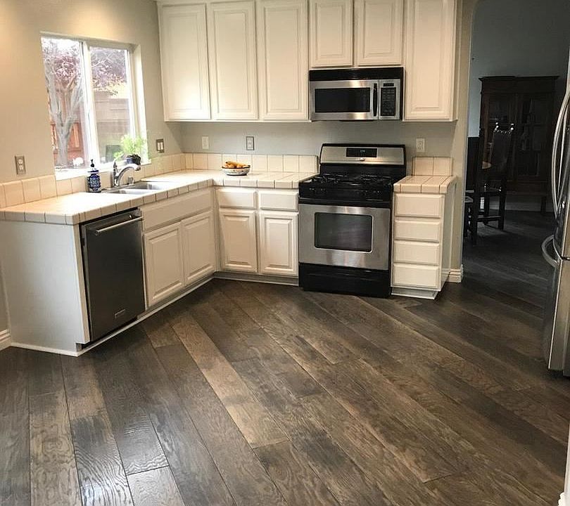 1st image of 500 Feather River Way