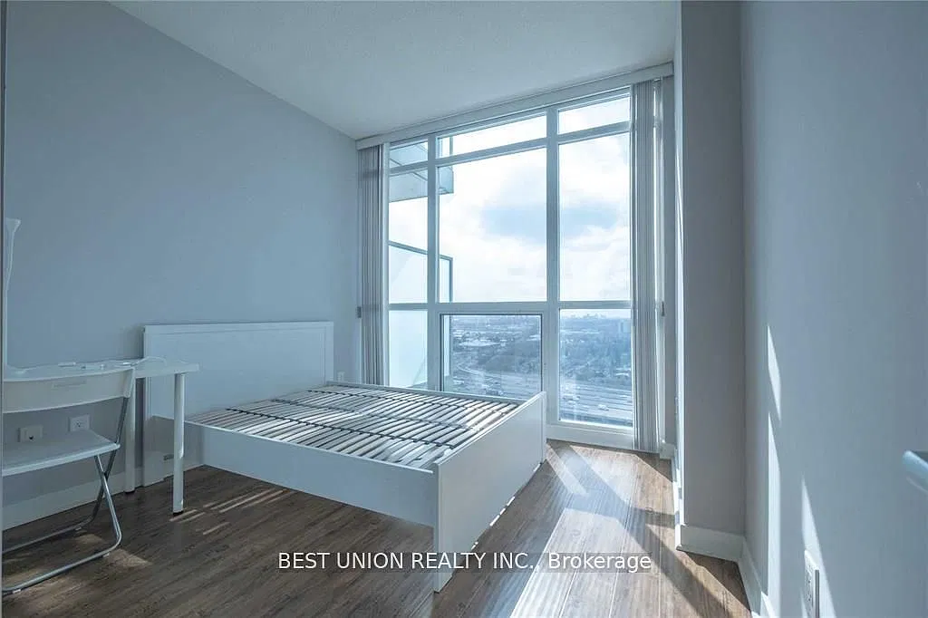 3 bed, $3,200 — Photo 3