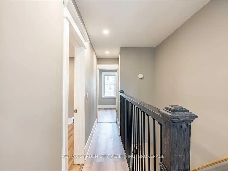 96 Beechwood Ave — Photo 20