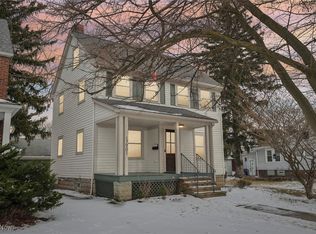 17901 Windward Rd, Cleveland, OH 44119