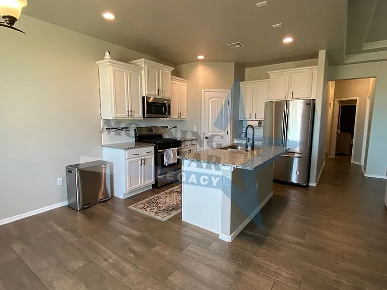 5950 Big Jim Dr — Photo 9
