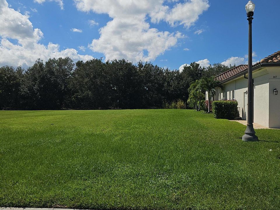 2nd image of 151 SE Via Bisento